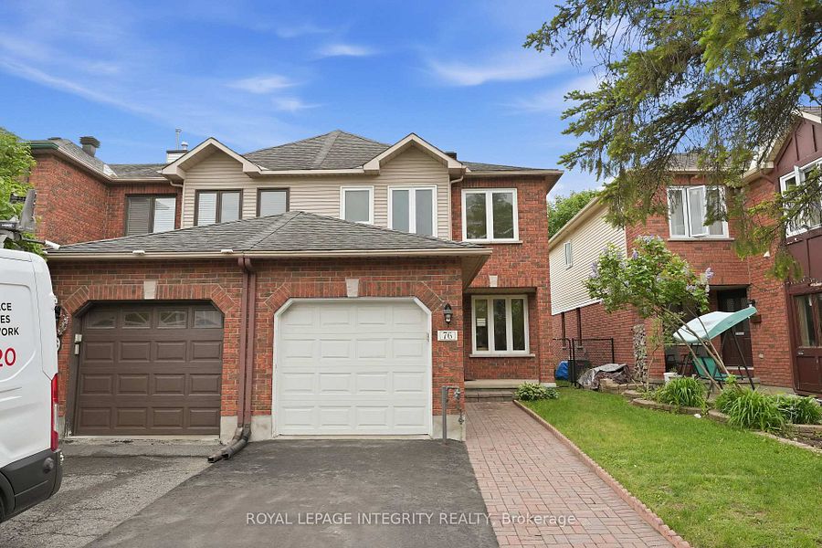 76 Hunterswood Crescent, front exterior